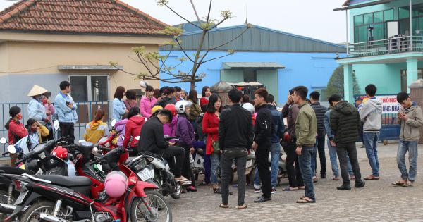 Phú Thọ: Gần 100 công nhân Công ty Sung Jin Vina đình công