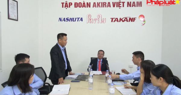 Sơn Takane – Tâm sáng nhà sang