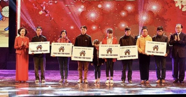 “Xuân ấm 2020” sẽ trao tặng 12 căn nhà cho các gia đình khó khăn.
