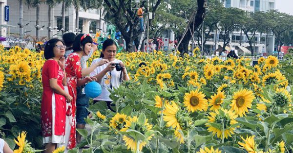 Người Sài Gòn du xuân sớm