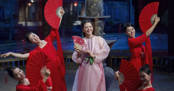 Đinh Hiền Anh tung MV ‘Khúc xuân tình’ vào ngày giáp Tết