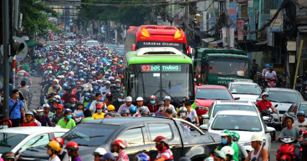 Tăng bãi giữ xe, bố trí hợp lý xe buýt dịp Tết