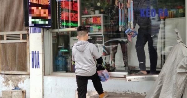 Hà Nội xử lý nhiều cửa hàng lợi dụng dịch corona 'chặt chém' giá khẩu trang