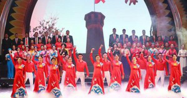 Chương trình nghệ thuật “Mùa Xuân dâng Đảng – 90 mùa Xuân thơm ngát hương hoa”