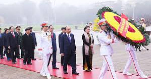 Lãnh đạo Đảng, Nhà nước vào Lăng viếng Chủ tịch Hồ Chí Minh
