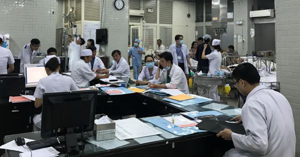 Cách ly 3 bác sĩ, 7 nhân viên BV Quân y 120 sau khi khám 5 người Trung Quốc