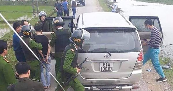 Truy bắt nghẹt thở, Công an Hà Tĩnh phá kính ô tô bắt lô ma túy khủng