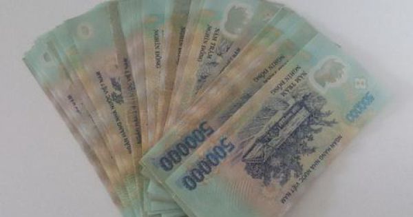 Giám đốc bị nhóm người bắt cóc, ép ra ngân hàng rút tiền