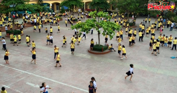 Mở cửa trường học vào lúc này có nên không?