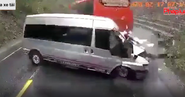 TT-Huế: Tai nạn kinh hoàng giữa hai xe khách và xe đầu kéo trên quốc lộ 1A.