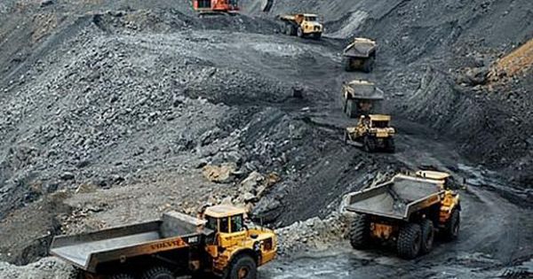 Bộ Công Thương đặc biệt lưu ý cung cấp than cho sản xuất điện trong dịch Covid-19