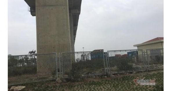 Cầu hơn 7 nghìn tỷ ở Hải Phòng bị công trình trái phép uy hiếp