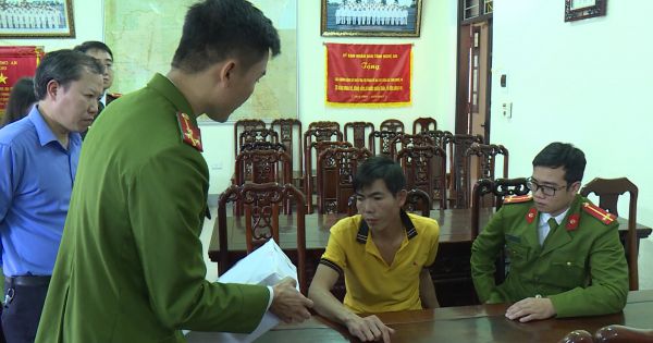 Nghệ An: Bắt đối tượng vận chuyển 4 bánh hê rô in và 3 kg ma túy tổng hợp