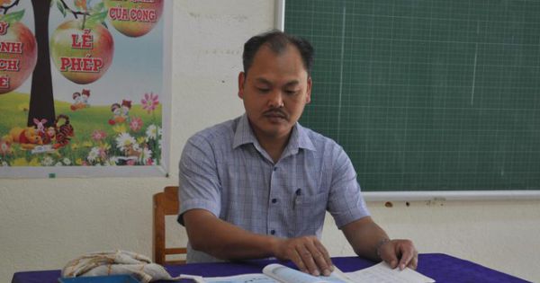 Thầy giáo gần 30 năm ươm chữ nơi vùng cao heo hút
