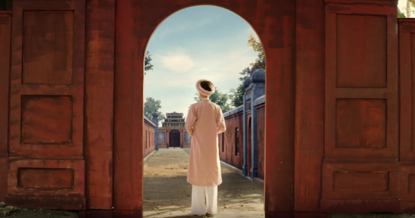 HHHV Khánh Vân xuất hiện xinh đẹp, bí ẩn trong trailer “Phượng Khấu”