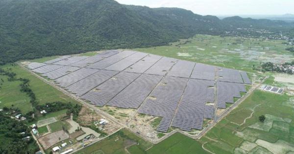 Độc đáo du lịch trang trại điện mặt trời