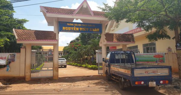 Đắk Lắk: Khiển trách Hiệu trưởng vận động các khoản thu trái phép