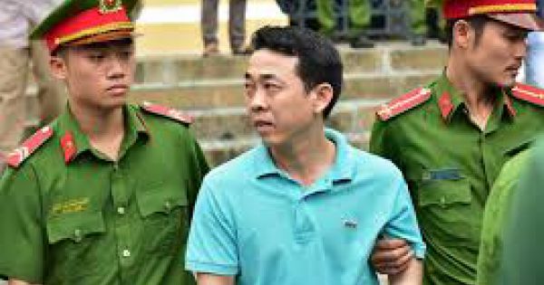 Không xin giảm án, cựu CEO VN Pharma vẫn phải hầu tòa