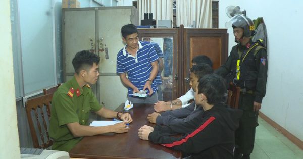 Bắt giữ nhóm thanh thiếu niên mang dao đến nhà nghỉ cướp tài sản