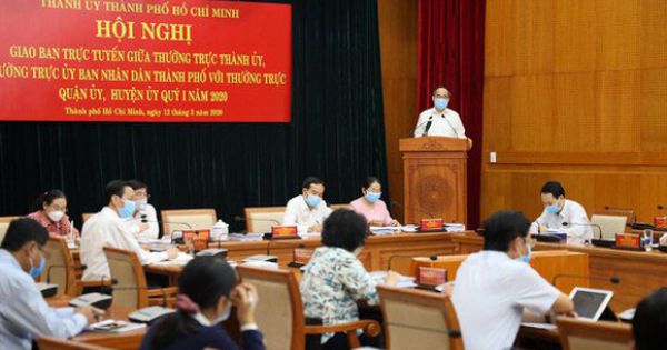 Bí thư TPHCM yêu cầu không hội họp trên 100 người