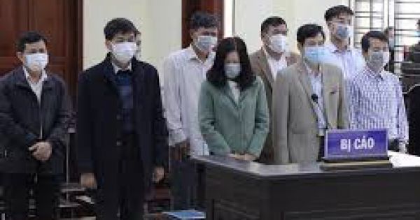 Cựu đại biểu HĐND huyện hối lộ đoàn Thanh tra tỉnh Thanh Hóa 300 triệu đồng