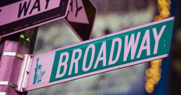 Mỹ đóng cửa hàng loạt cơ quan, khu giải trí do dịch Covid-19