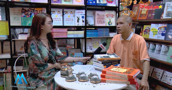 Top Nhân vật, Sự kiện Truyền Cảm Hứng 2020: “Tiến sĩ văn hóa đọc” Nguyễn Mạnh Hùng: Người truyền cảm hứng đọc cho Việt Nam và thế giới (PHẦN 1)