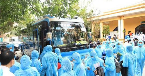 Huy động lực lượng toàn ngành y tế, cả cán bộ nghỉ hưu tham gia chống dịch COVID-19