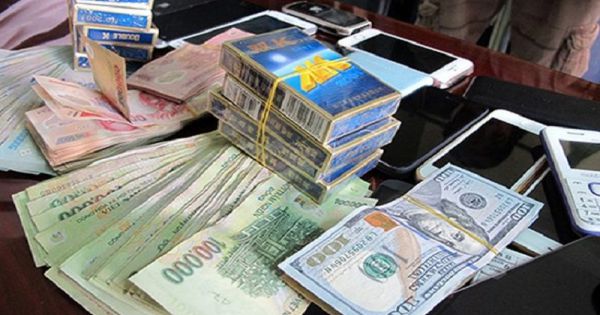 Phá đường dây đánh bạc hơn nửa tỷ đồng/ngày của các 