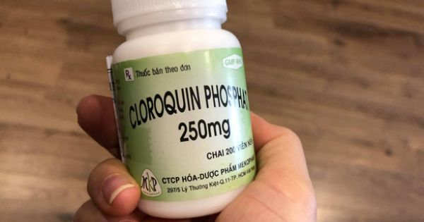 Bác sĩ khuyến cáo không dùng thuốc điều trị sốt rét để phòng Covid-19