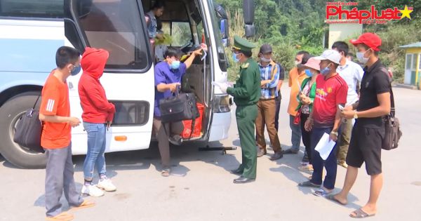 Quảng Trị: Nghĩa tình tuyến đầu biên giới Việt - Lào mùa dịch Covid 19