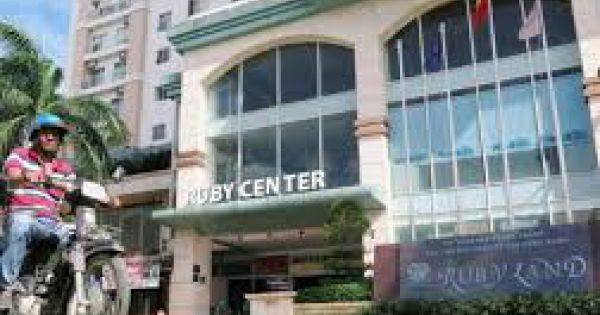 Cưỡng chế vi phạm xây dựng ở chung cư Rubyland