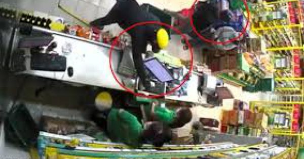 Công an TPHCM đã bắt được nghi phạm cướp tài sản tại Bách Hóa Xanh