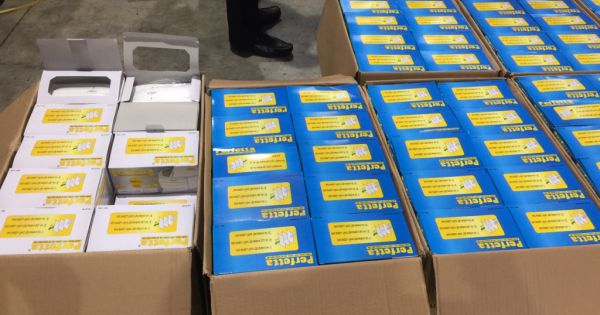 Phát hiện 800.000 khẩu trang y tế xuất lậu qua sân bay quốc tế Nội Bài