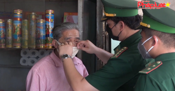 Chiến sỹ Biên phòng TP.HCM trên tuyến đầu chống dịch