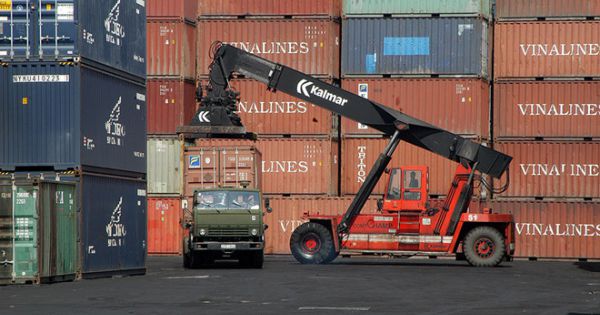 Thu ngân sách quý 1 của Hải quan TP.HCM giảm hơn 2.500 tỉ đồng