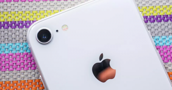 iPhone SE 2020 sẽ có giá từ 399 USD