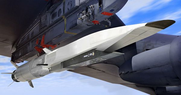 Mỹ đẩy mạnh phát triển vũ khí siêu thanh