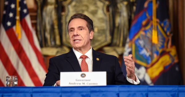 Tiểu bang New York kéo dài lệnh phong tỏa