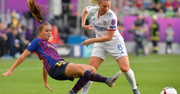 Bóng đá nữ thế giới 'kêu cứu' để tồn tại sau đại dịch Covid-19