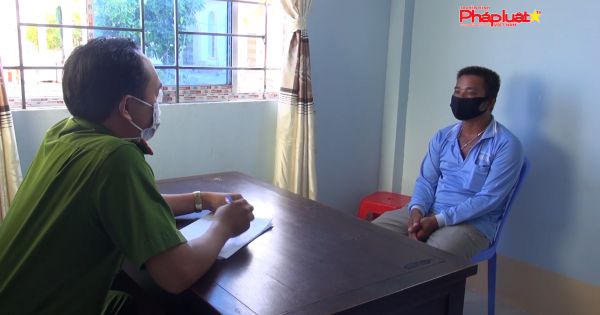 Tạm giữ hình sự đối tượng không đeo khẩu trang phòng chống dịch bệnh, cắn người thi hành công vụ.