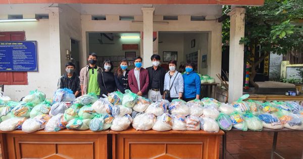 CLB Văn hào - Nhân sĩ và “đại tiệc trong tâm”