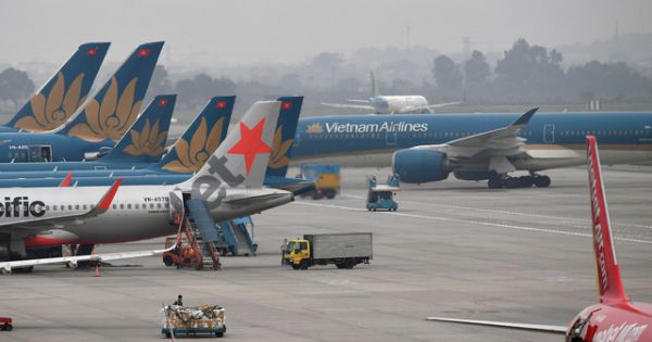 Các hãng hàng không bị yêu cầu hoàn vé đã mở bán sai phép