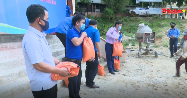 Quảng Ngãi: Cùng người dân xã Trà Bùi vượt qua khó khăn mùa dịch