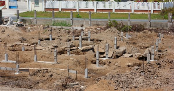 Bất thường trong đấu thầu nhà thi đấu Đa năng Trung tâm Văn hóa thể thao xã Trần Thới (Cái Nước, tỉnh Cà Mau)