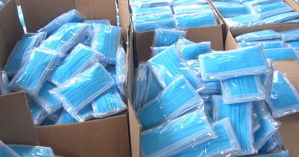 Bình Phước tiêu hủy 42.000 khẩu trang y tế sản xuất không phép