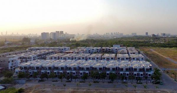 Bất động sản liền thổ Sài Gòn lép vế tỉnh giáp ranh