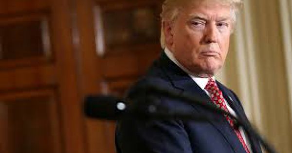 Ông Trump lệnh cho các nhà máy chế biến thịt của Mỹ tiếp tục hoạt động