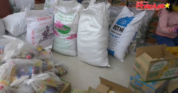 Chung tay giúp sức đồng bào nghèo tỉnh Long An phòng chống dịch Covid-19