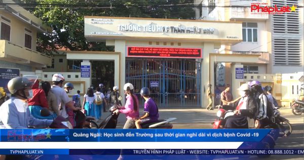 Quảng Ngãi: Học sinh đến trường sau thời gian nghỉ dài vì dịch bệnh covid -19